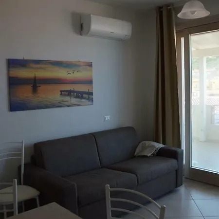 Holiday home 5 - Via Carlo Alberto N 26 - Immobileuro Srl *