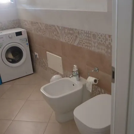 Holiday home 5 - Via Carlo Alberto N 26 - Immobileuro Srl *